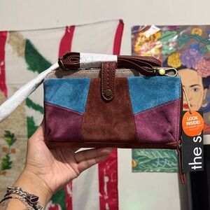 The Sak Iris Smartphone Crossbody , Leather